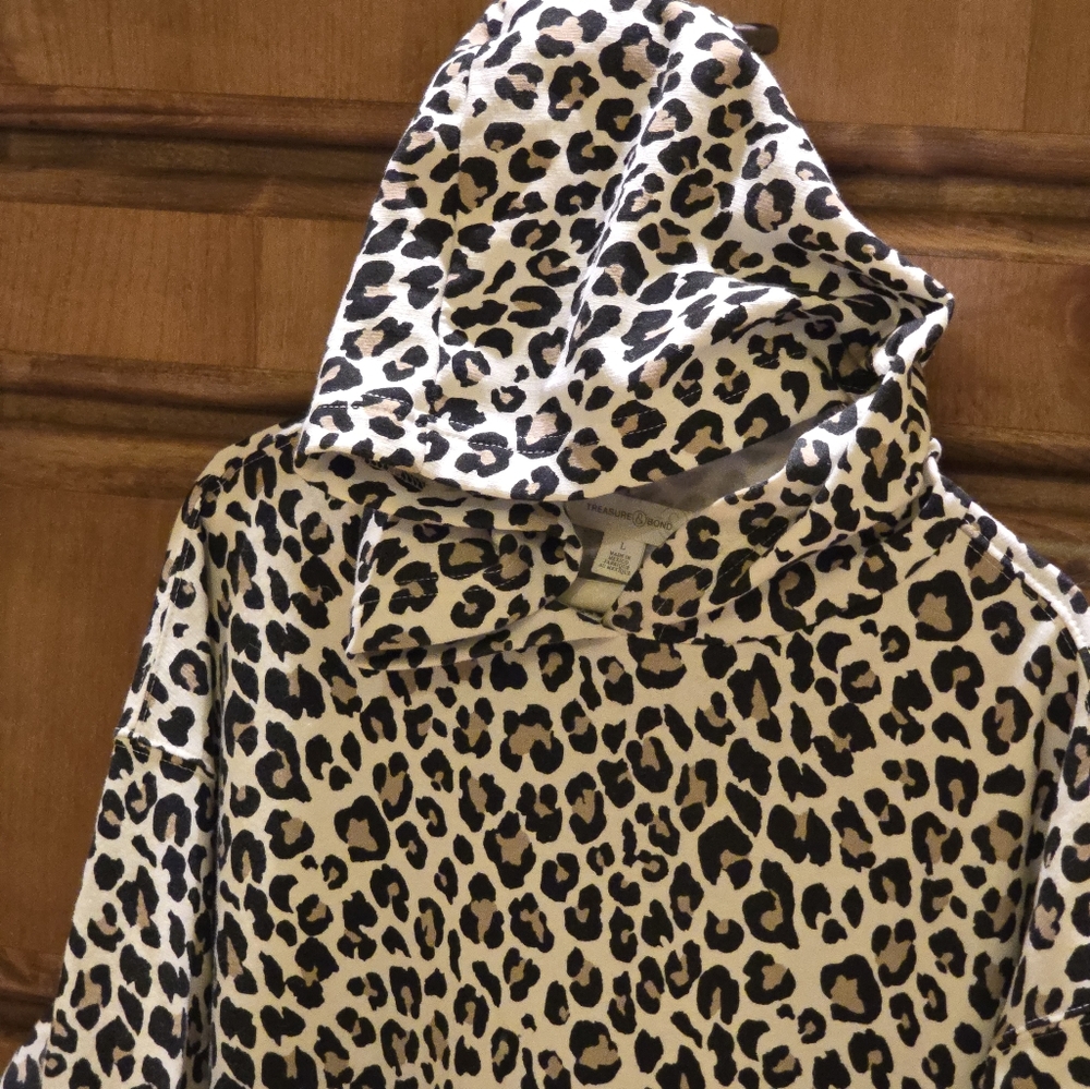 Hoodie, Animal Print, L , Treasure & Bond
